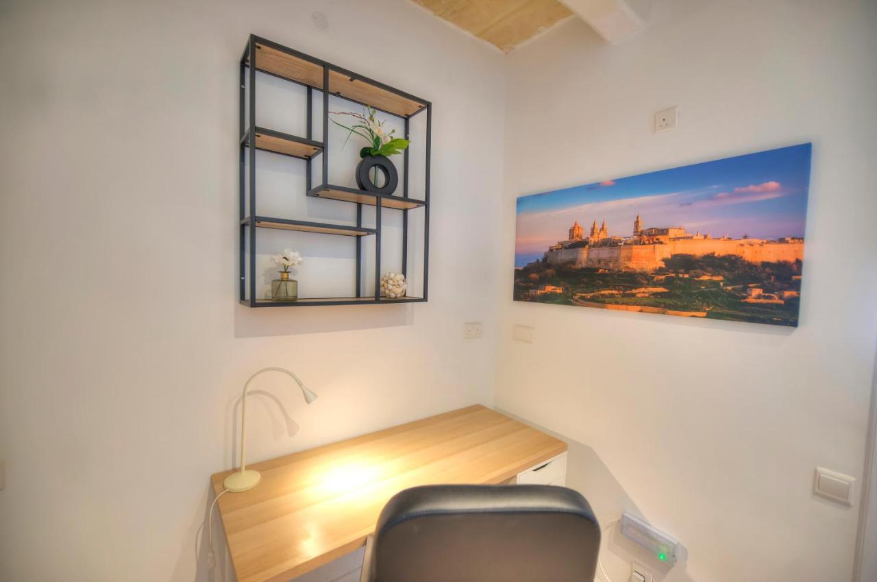 Comfy 1 Bedroom - Sun Terrace & Sea Views Gbuh1-1 Valletta Exterior photo